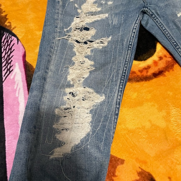 Guess Destroyed Distressed Jeans - Picture 3 of 6
